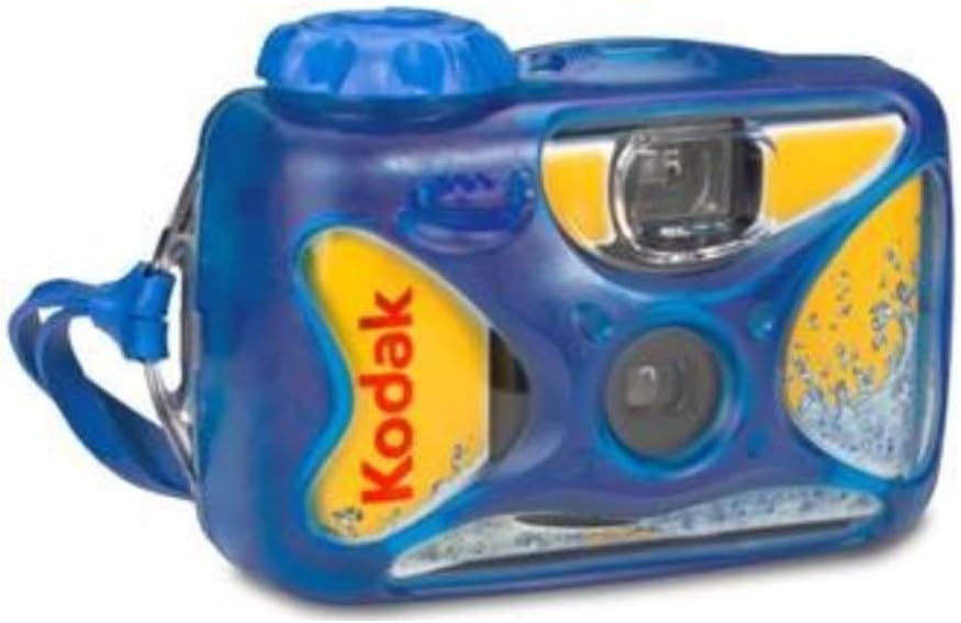 Kodak Sport Underwater Single-Use Disposable Camera with 800 Speed 27-Exposure Film (2-Pack) - Image 3